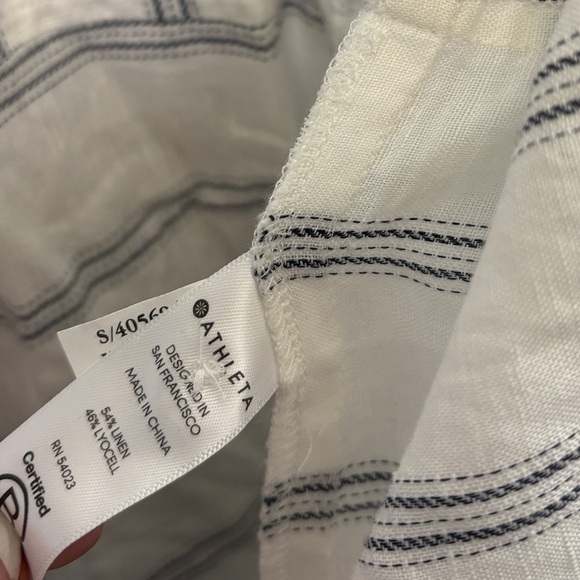 Athleta White and Blue Short Sleeve Tee - Picture 4 of 4